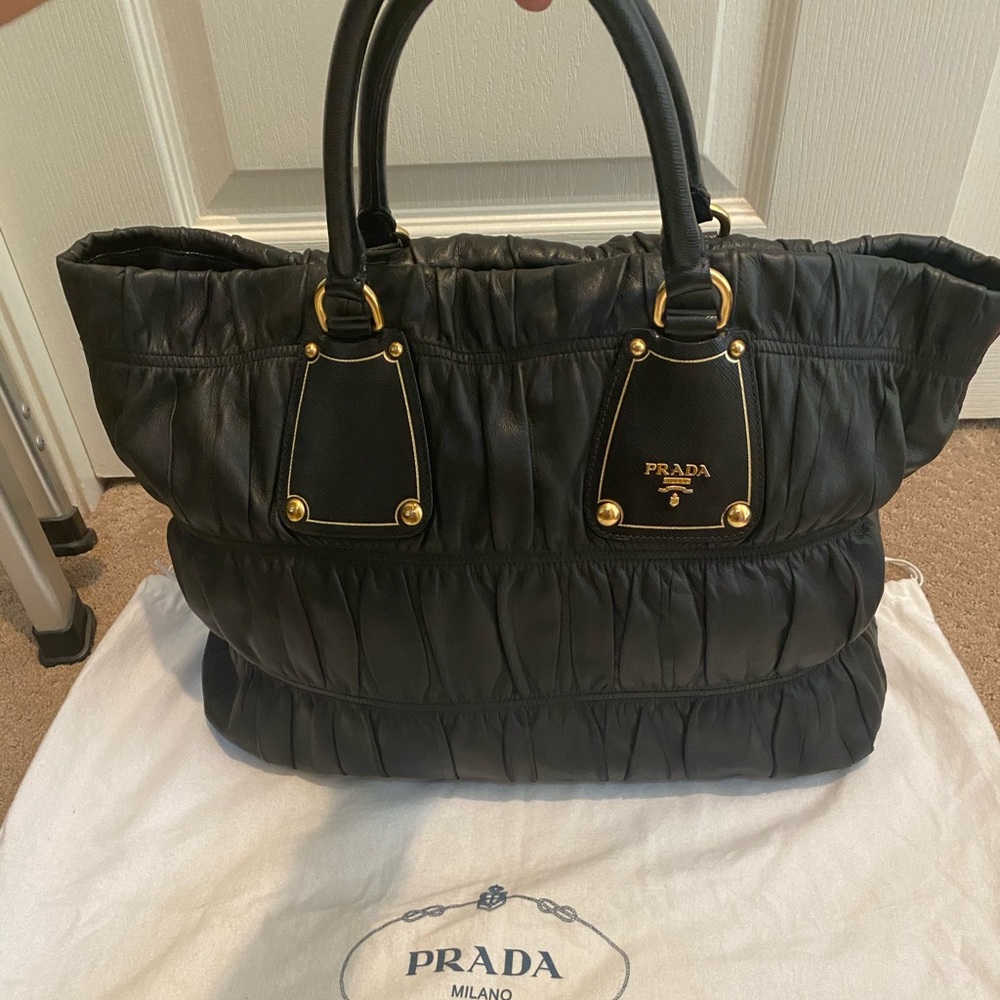 ✨✨Sale✨✨  Prada Bag
